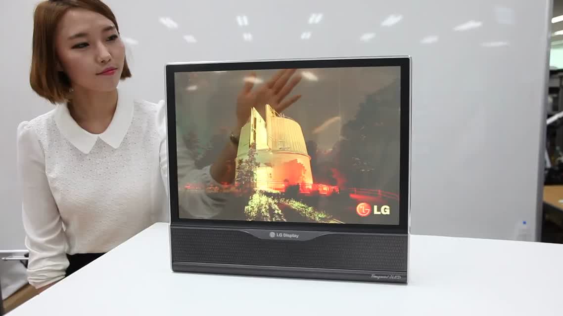 Прозрачный OLED-дисплей от LG в действии