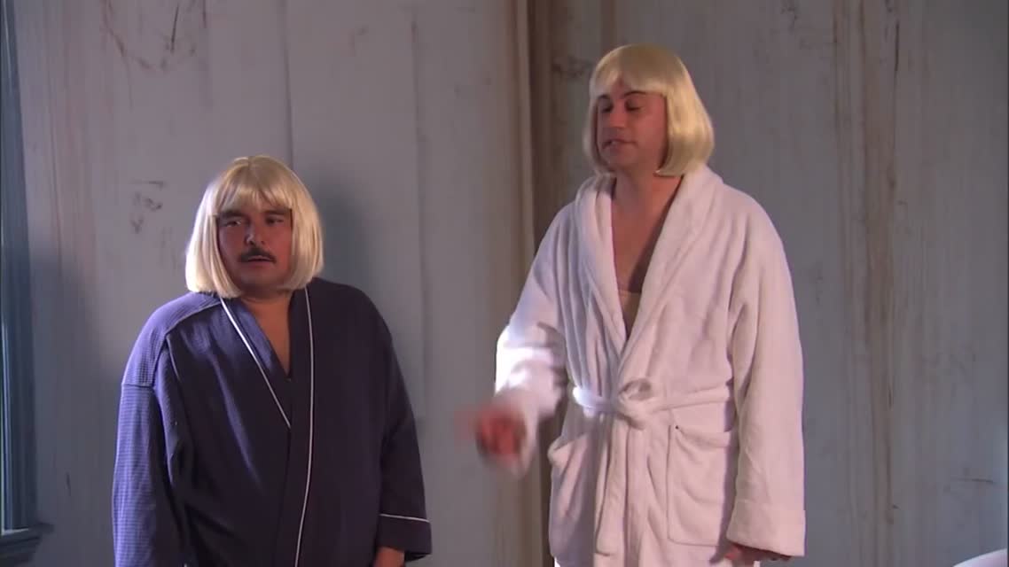 Jimmy Kimmel & Guillermo Learn Sia's Chandelier Dance