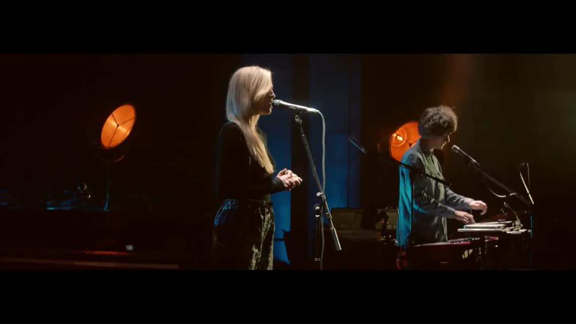 London Grammar - Sights (Official Video)