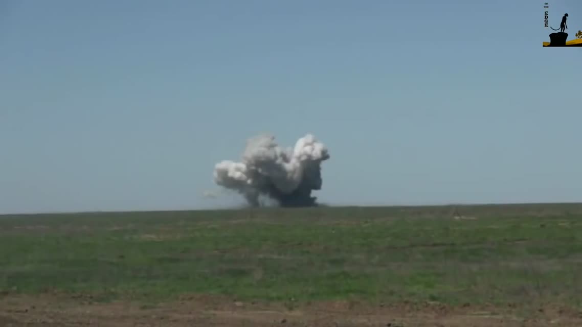 Russian TOS-1 Thermobaric MLRS in SYRIA