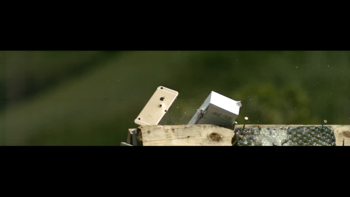 iPhone 6 vs SAW Machine Gun