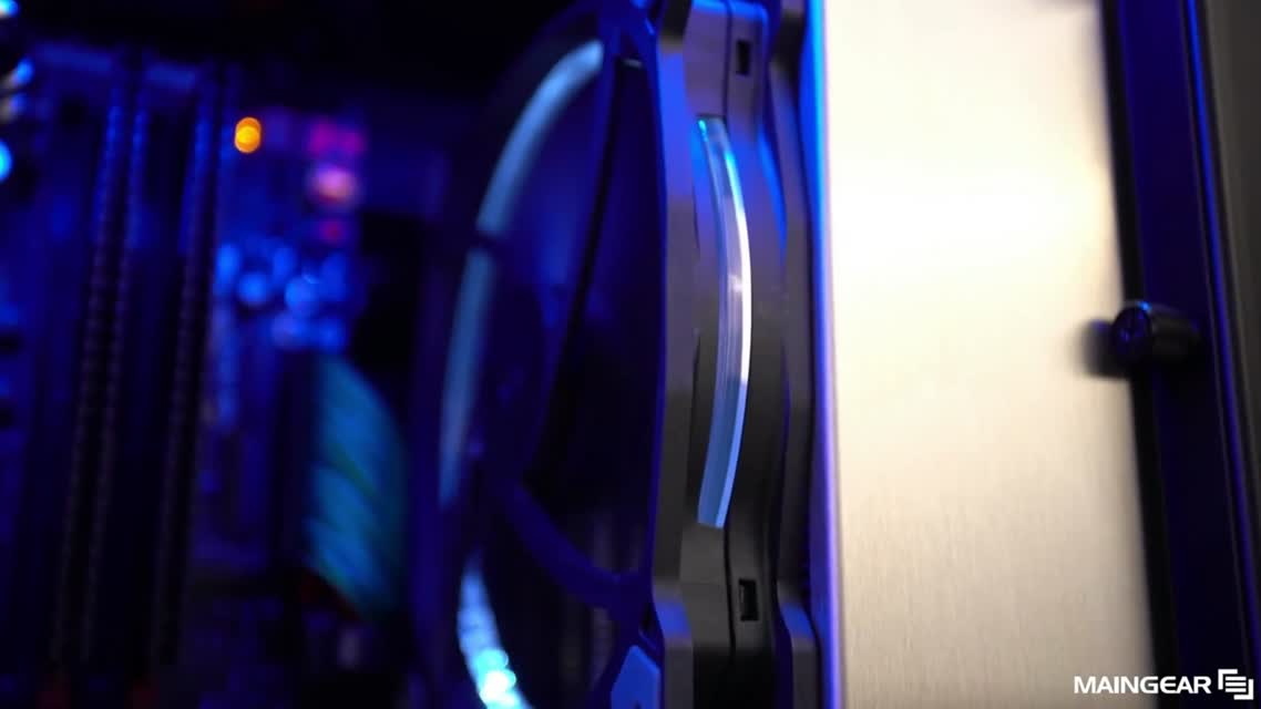 MAINGEAR PC the successor with water cooling