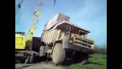 BelAZ and Komatsu - Death of the Titans