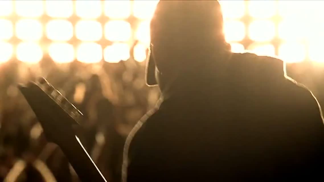 Linkin Park - Faint [Official Music Video]