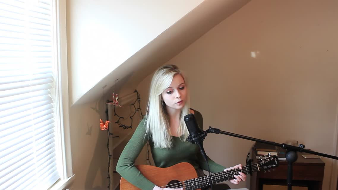 Yellow-Coldplay Cover-Holly Henry