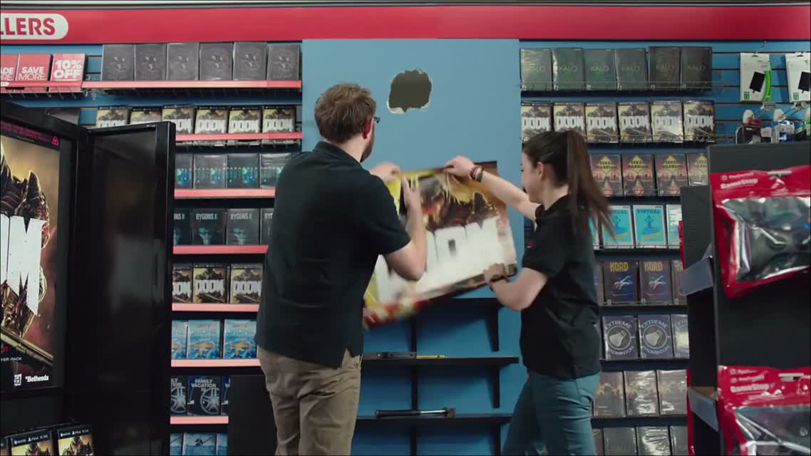 Дырка в стене — Рекламный ролик DOOM! (HD)