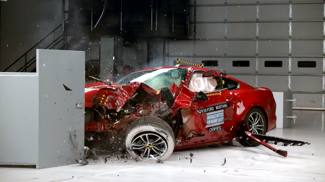 2016 Ford Mustang small overlap IIHS crash test
