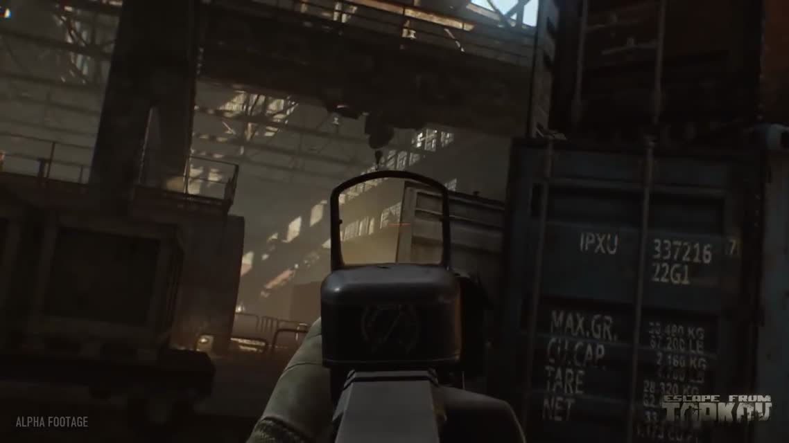 Escape from Tarkov — перестрелка на заводе