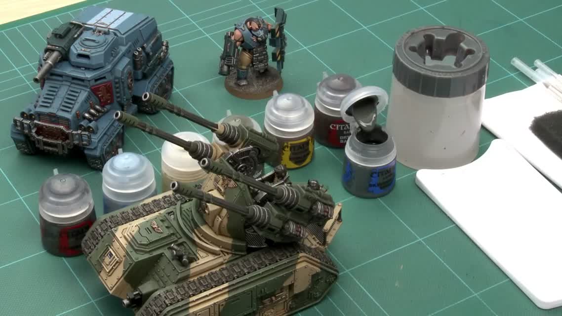 Astra Militarum Adding battle damage and weathering effects hd720