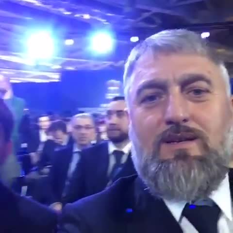 Что делают Чеченцы в партии
